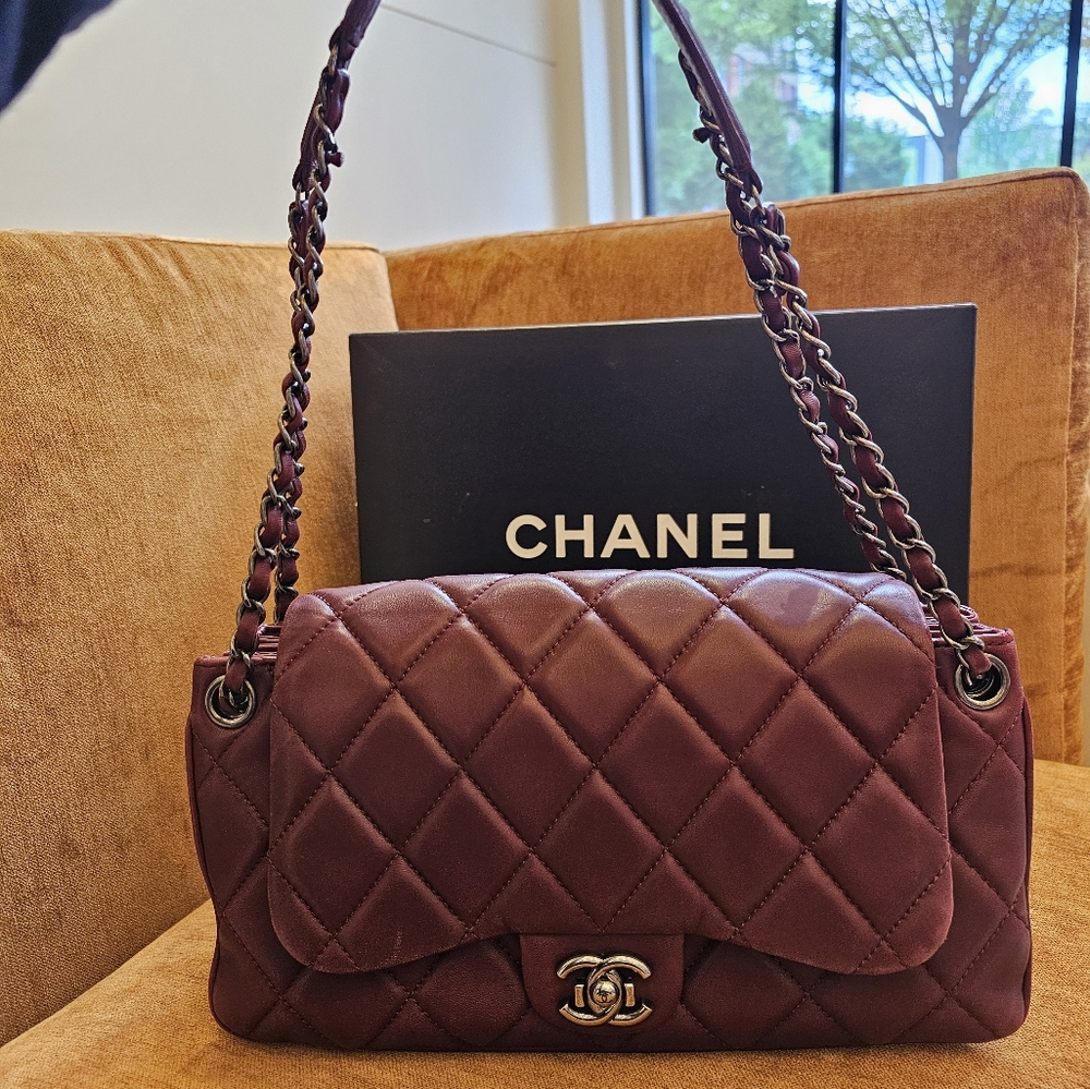 Authentic Chanel Accordion bag in maroon red